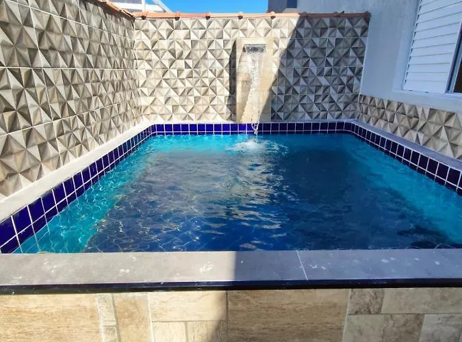 Casa Com Piscina Em Itanhaem