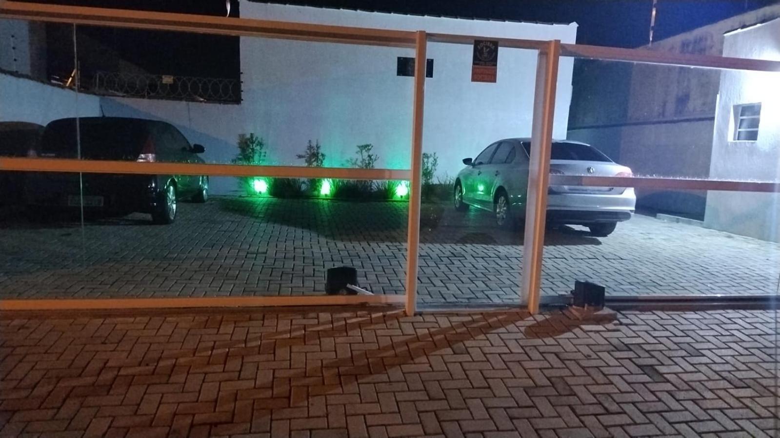 Casa Com Piscina Em * Itanhaem